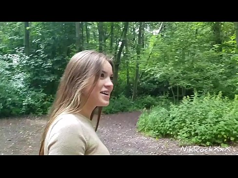 ❤️ Navrhl jsem Evelíně, abychom si to rozdali na veřejném místě! Řekla ano. Pak jsem ji ošukal do zadku a udělal se jí do pusy. Pak se vyčůrala. ️ Šukání video u nás