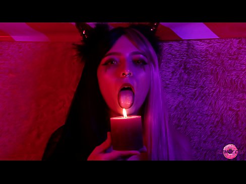 ❤️ Vášnivý výstřik od sexy sukuby s naplněním úst ️ Šukání video u nás