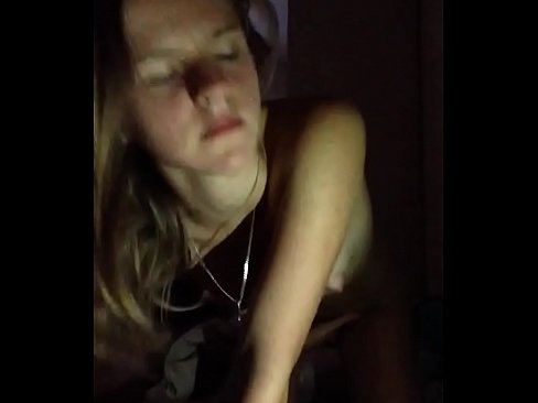 ❤️ Dívka masturbuje a udělá se ️ Šukání video u nás